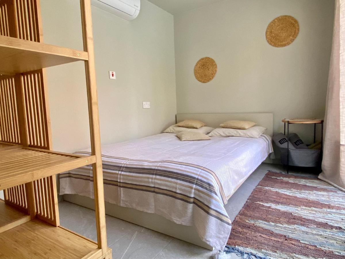 Ammos Luxury Suits And Residences Péjia Kültér fotó
